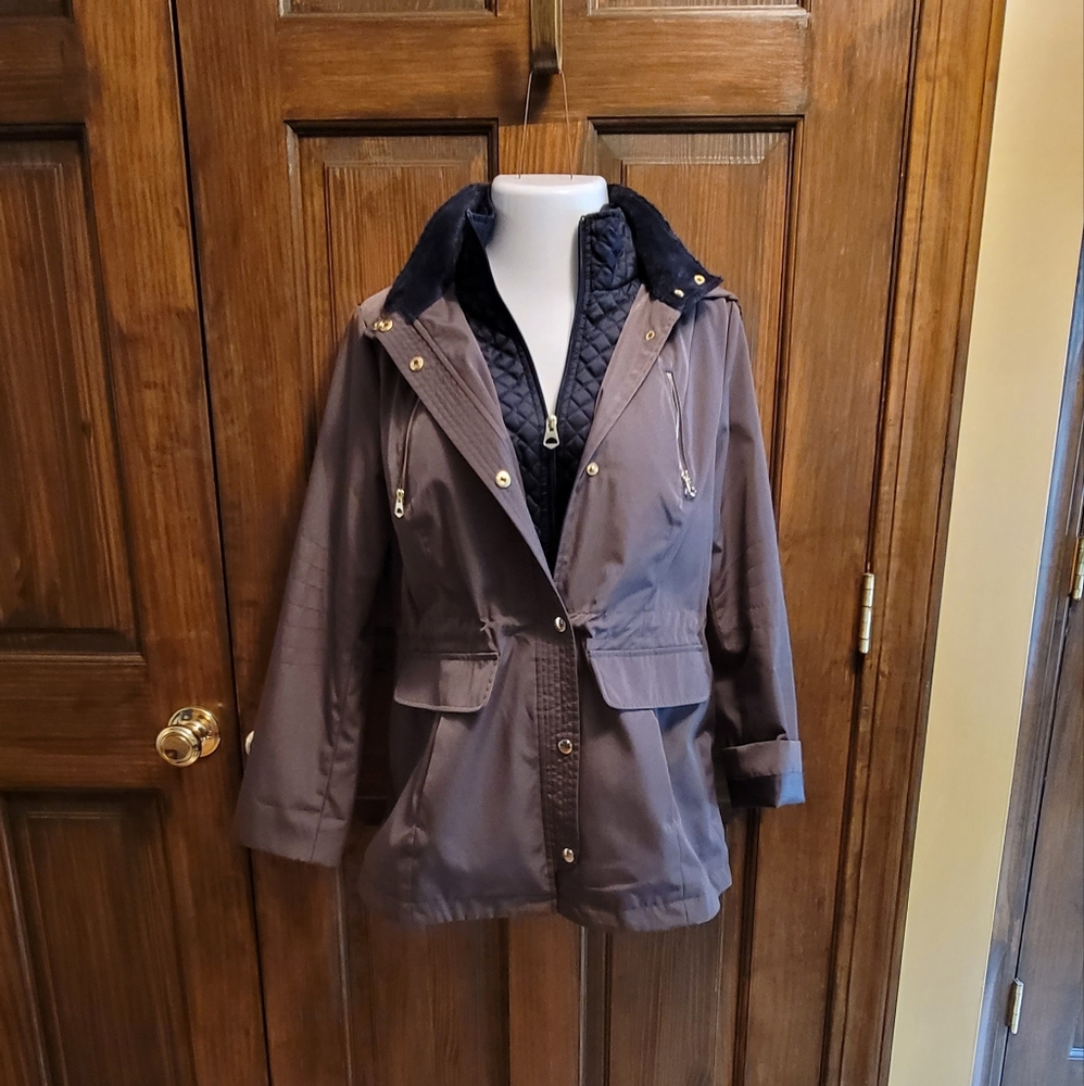 Croft&Barrow Taupe, Navy & Gold Sz S Jacket Adjustable Waist and Removable Hood